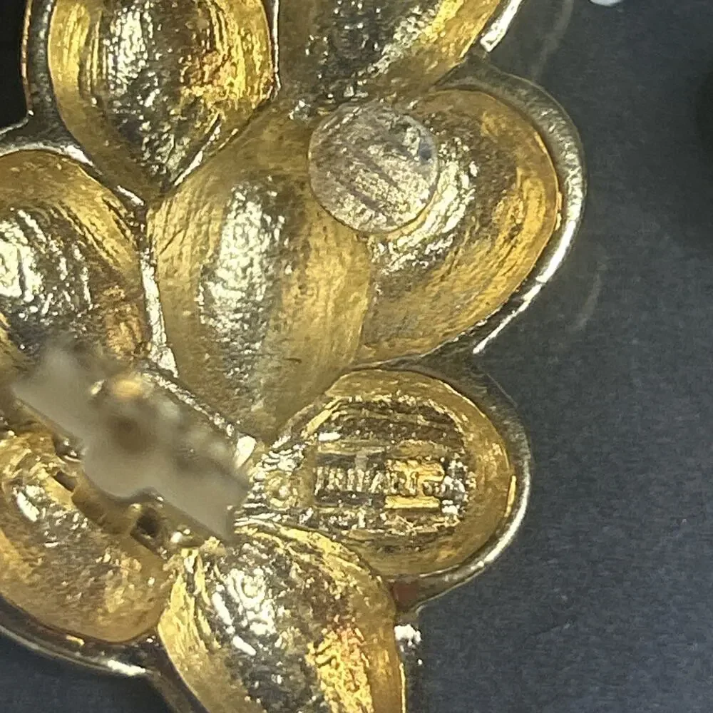 Trifari these crown